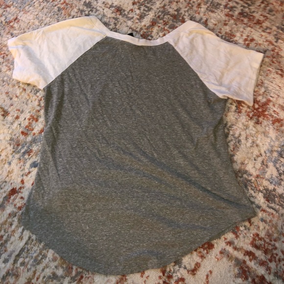 Tee - Picture 2 of 3